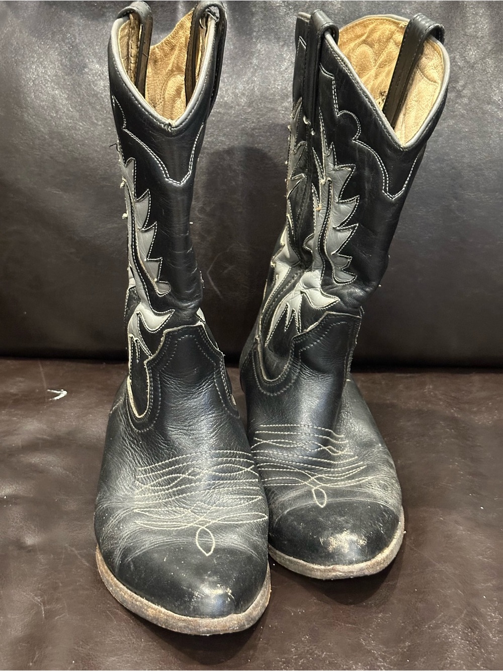 Vintage Black Leather Cowboy Boots with grey accent Cream Quilted Interior size8